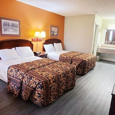 Regency Travel Inn Hayti Dış mekan fotoğraf