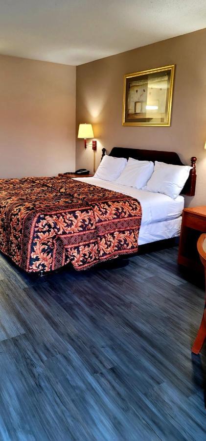 Regency Travel Inn Hayti Dış mekan fotoğraf